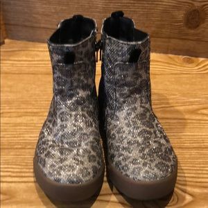 Girls leopard print booties